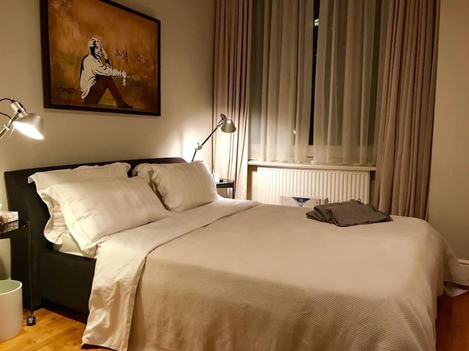 Stunning 2 Bed/2Bath Flat In Heart Of Kensington Londres Exterior foto