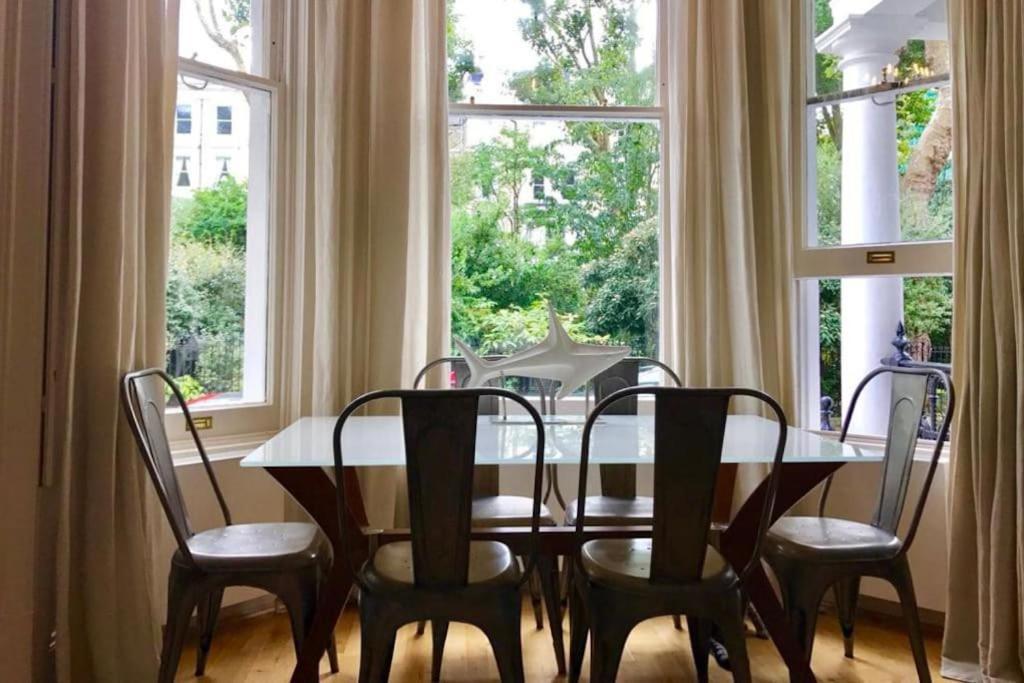 Stunning 2 Bed/2Bath Flat In Heart Of Kensington Londres Exterior foto