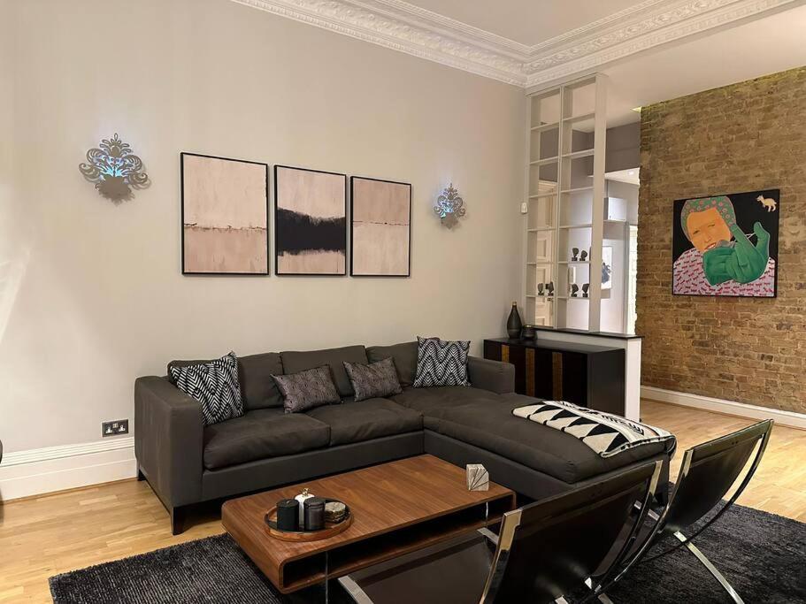 Stunning 2 Bed/2Bath Flat In Heart Of Kensington Londres Exterior foto